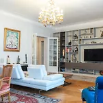 Spacieux Appartement De Luxe