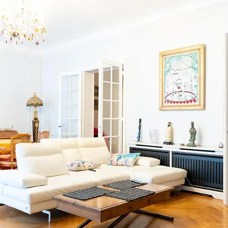 Spacieux De Luxe Apartment Paris