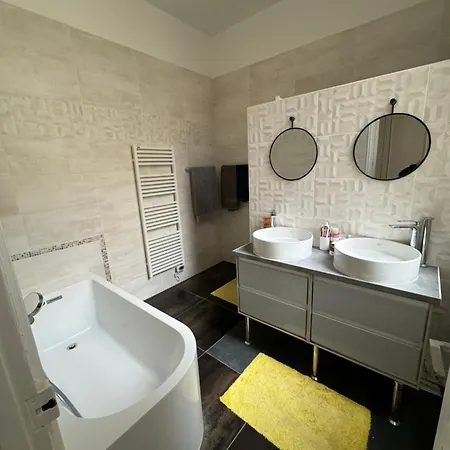 Apartment Spacieux De Luxe Paris