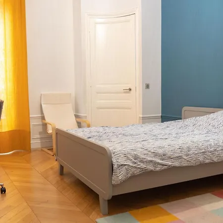 Apartment Spacieux De Luxe *